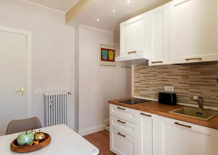 Ych-ponte Lungo Apartment *